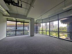 Woods Square (D25), Office #612428441